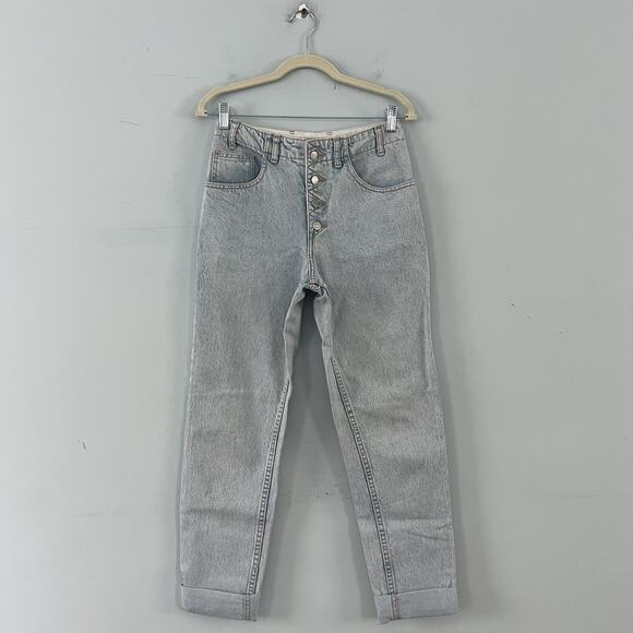 Guess Vintage 90’s Button Fly Light Wash High Rise Mom Jeans - Picture 1 of 4